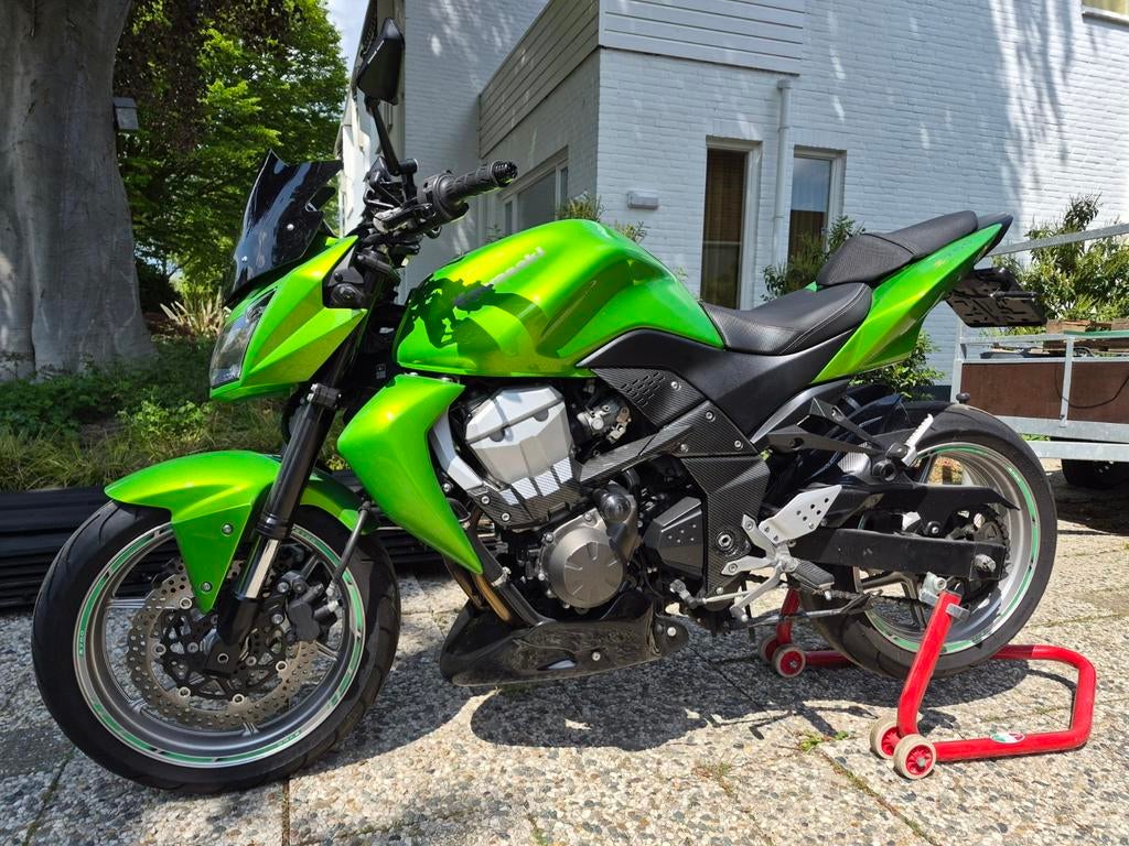 Kawasaki Z750 inclusief paddock stand - Prima staat, Motoren, Motoren | Kawasaki, 4 cilinders, Motorrijbewijs A, Gebruikt, Particulier
