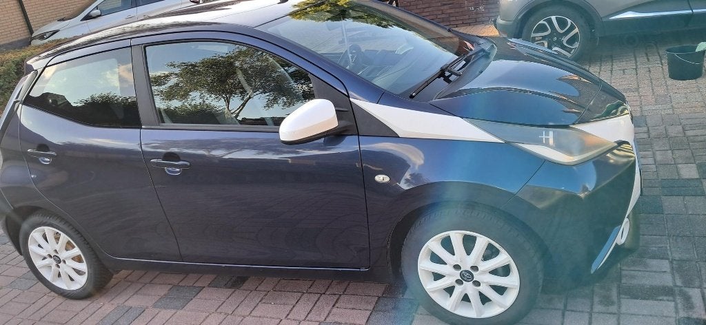 Toyota Aygo 1.0 12V Vvt-i Ddrs 2015 Blauw, Voorwielaandrijving, Stof, Origineel Nederlands, Handgeschakeld