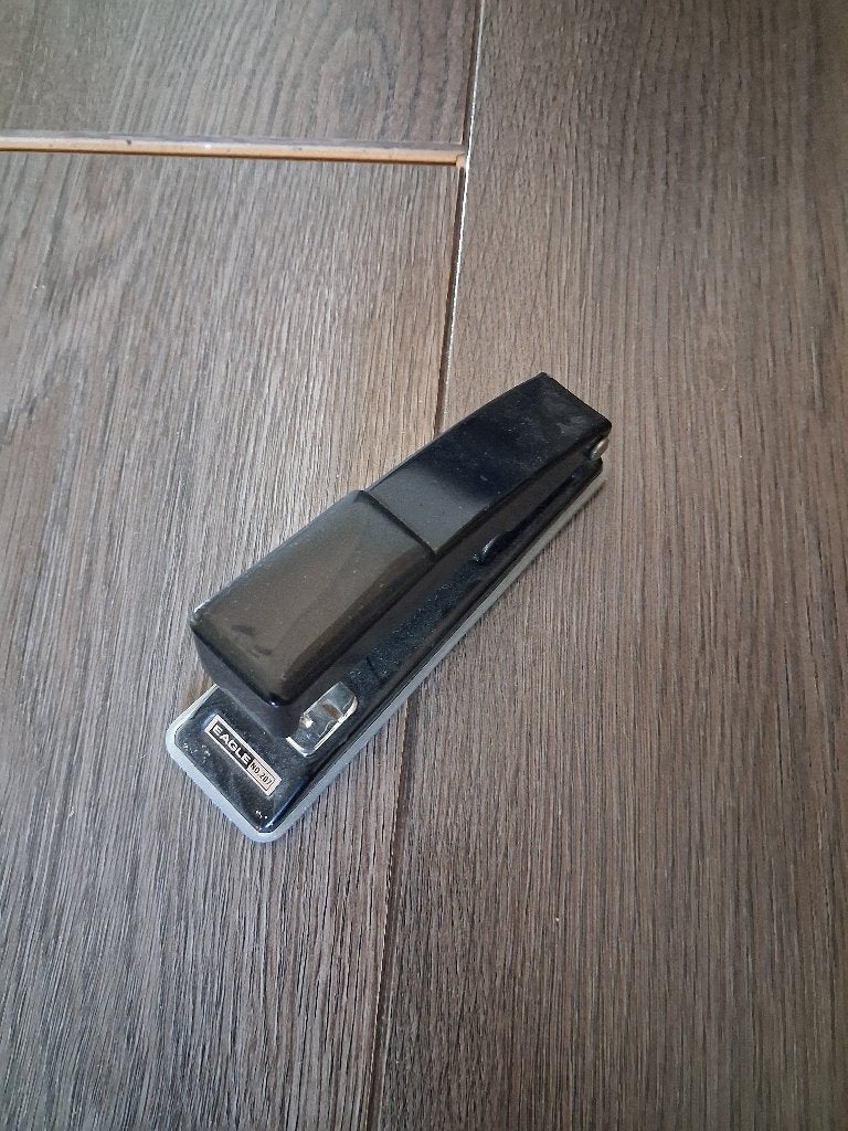 Nietmachine merk EAGLE  no 207  ., Ophalen of Verzenden, Gebruikt