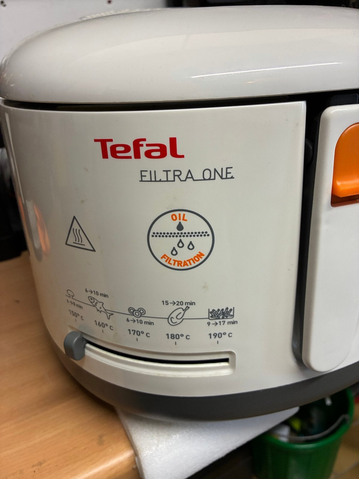 Tefal Filtra One Friteuse - Compact en Schoon Frituren, Witgoed en Apparatuur, Frituurpannen, 2 tot 3 liter, Ophalen, Zo goed als nieuw
