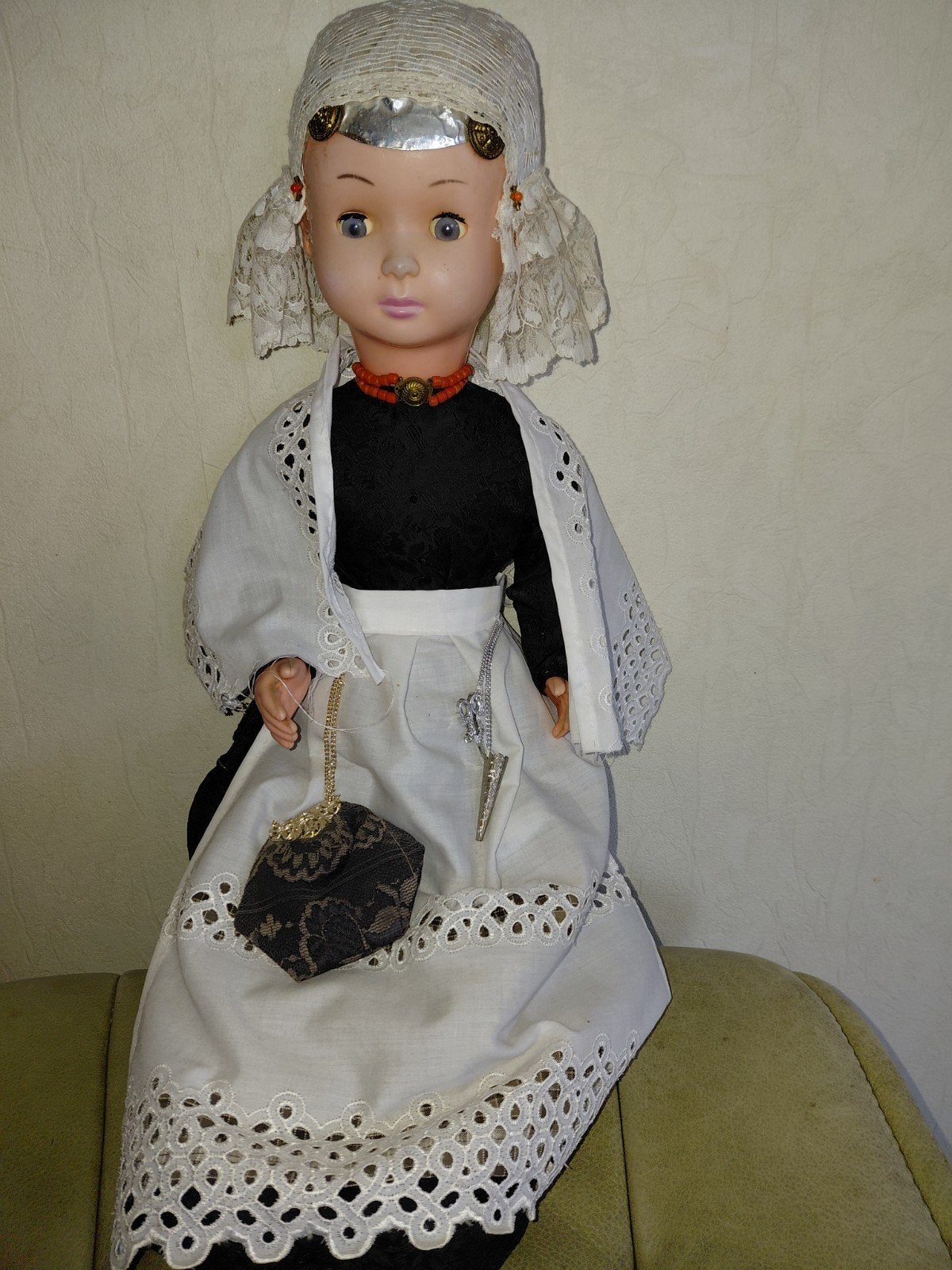 Vintage pop in traditionele klederdracht, Ophalen, Gebruikt, Overige typen