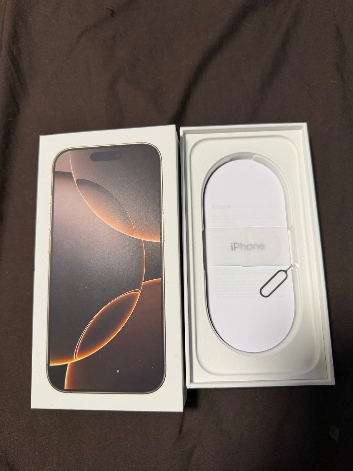 iPhone 16 Pro - Rose Goud (nu wit) - Zo goed als nieuw