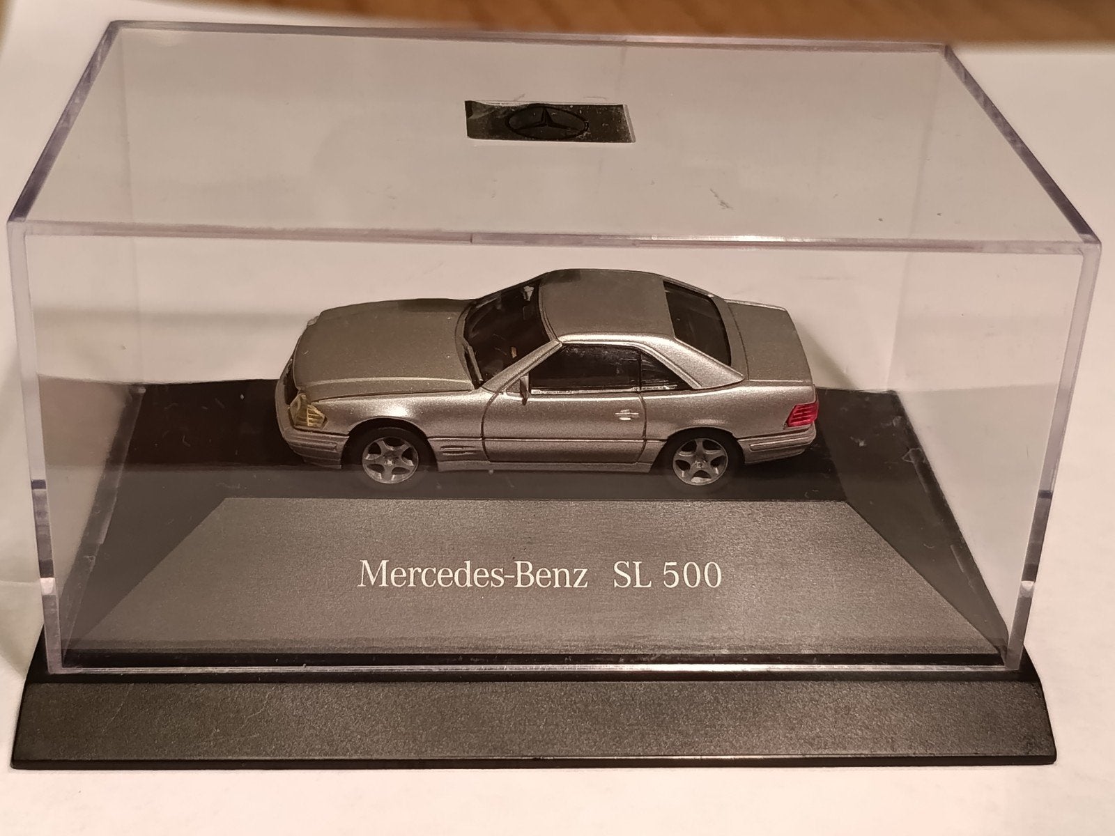 Mercedes SL 500 Herpa 1/87 dealer edition, Ophalen of Verzenden, Zo goed als nieuw, Auto, Herpa