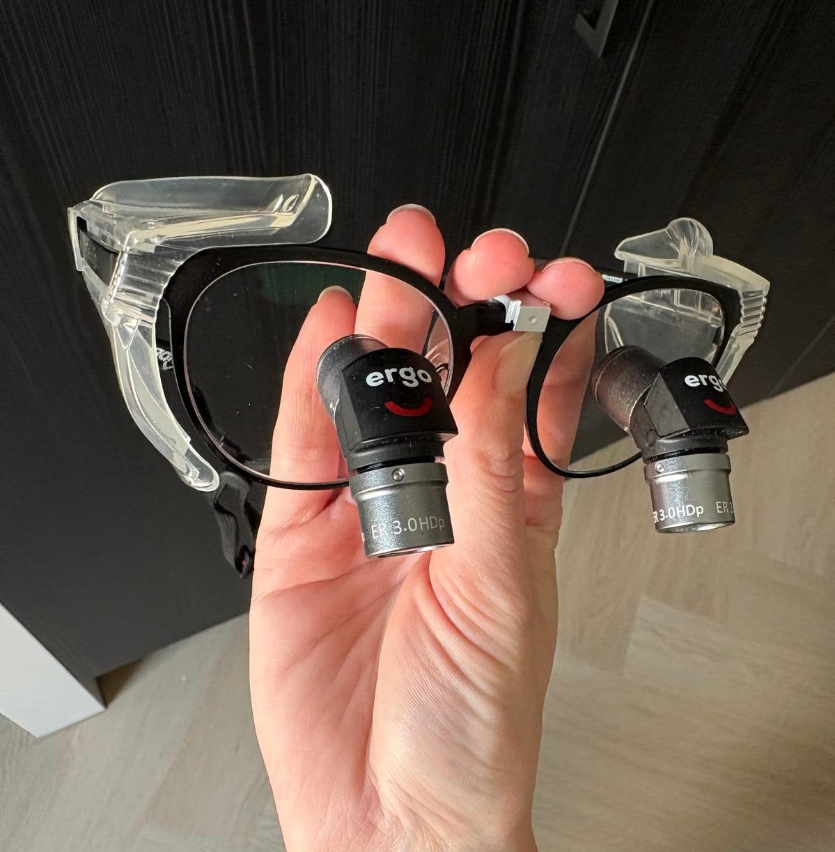 Loepbril admetec Ergo 3.0x & Orchid F, Hobby en Vrije tijd, Vergrootglazen, Loepen en Loeplampen, Ophalen, Zo goed als nieuw, Vergrootglas of Loep