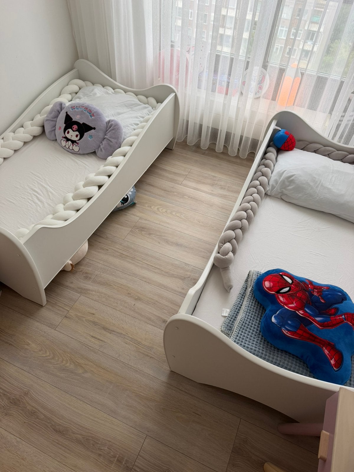 2x peuterbed 70x140, Kinderen en Baby's, Kinderkamer | Bedden, Ophalen of Verzenden, Zo goed als nieuw, 140 tot 160 cm, 70 tot 85 cm