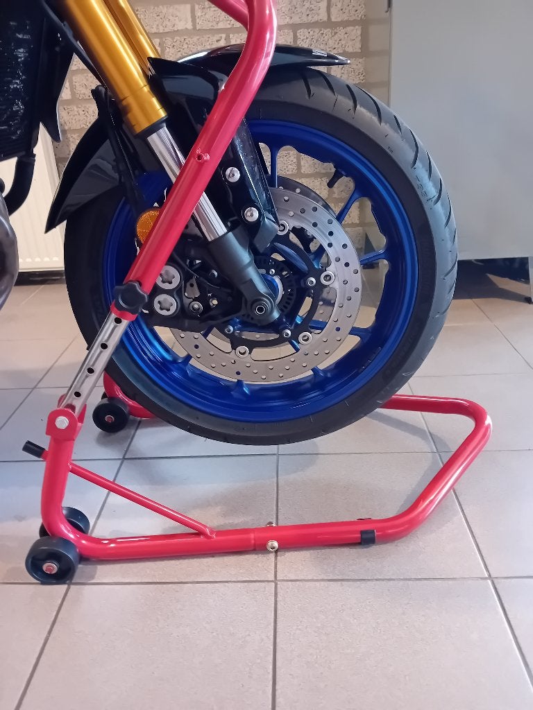 Paddock Stand, Ophalen