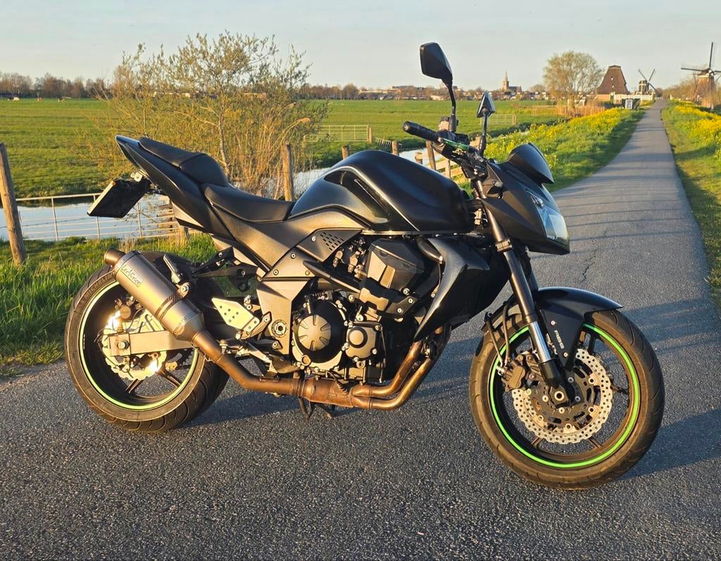 Kawasaki Z750 BlackOnBlack 💯, 750 cc, 4 cilinders, Bedrijf, Sportuitlaat