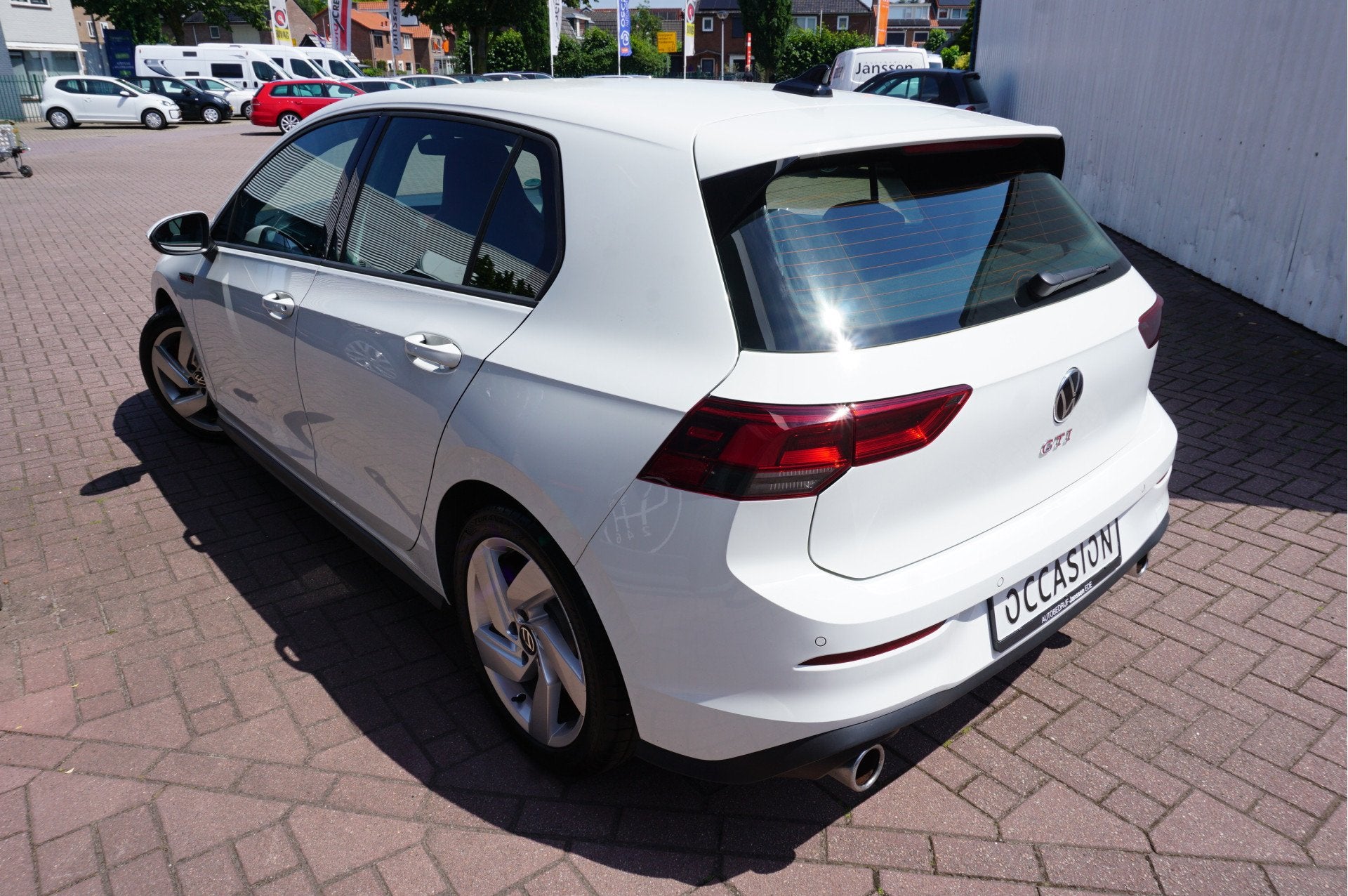 Volkswagen Golf 2.0 TSI GTI Automaat (bj 2024), Stof, Gebruikt, 4 cilinders, 1984 cc