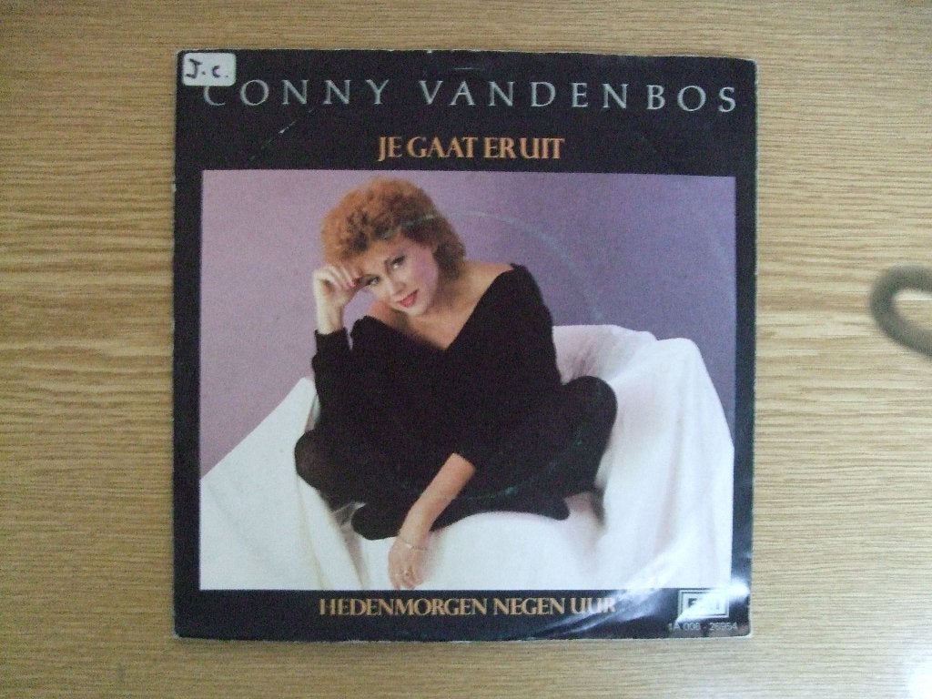 CONNY VAN DEN BOS   JE GAAT ER UIT / HEDENMORGEN NEGEN UUR, Cd's en Dvd's, Vinyl Singles, 7 inch, Ophalen of Verzenden, Zo goed als nieuw