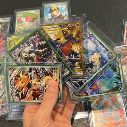Wij kopen jou moderne pokemon kaarten op!, Ophalen of Verzenden, Zo goed als nieuw