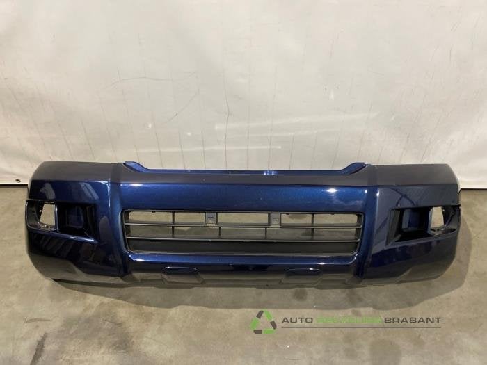 Voorbumper van een Toyota Landcruiser (8R4), Gebruikt, -, -, Ophalen of Verzenden