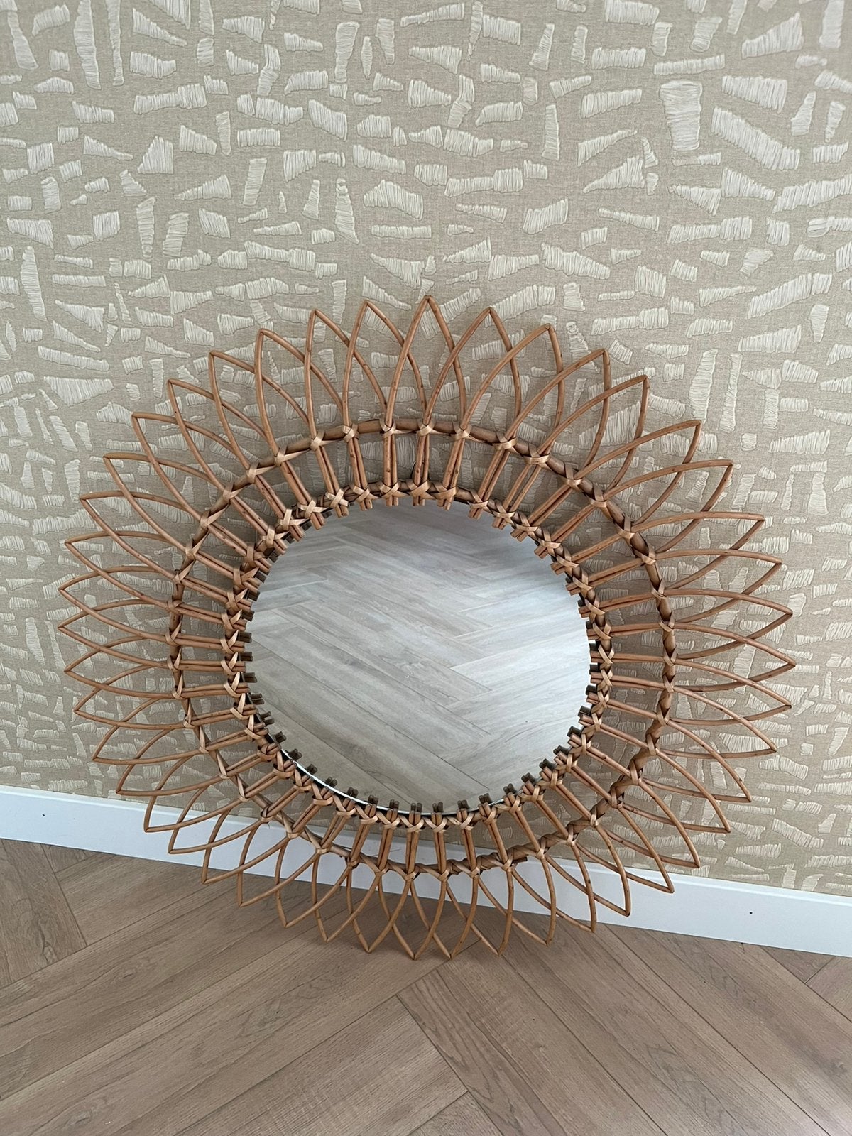 Grote rotan spiegel, zonnespiegel 76cm, Ophalen, Rond, Zo goed als nieuw, Minder dan 100 cm