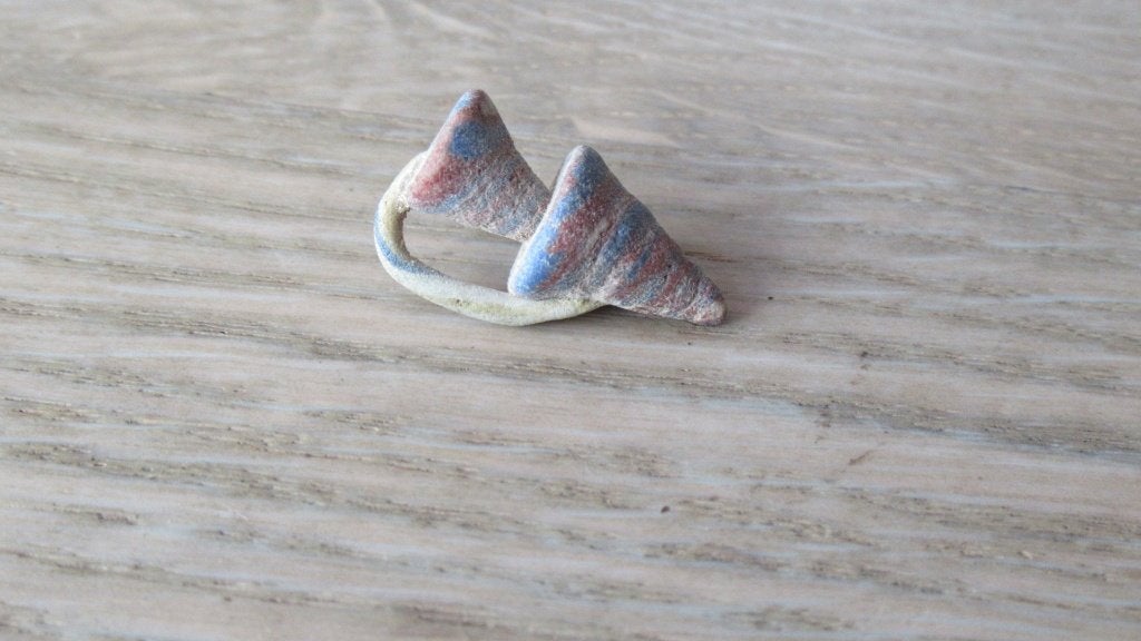 Antiek glazen miniatuur meer kleuren amphora / vondst, Ophalen of Verzenden