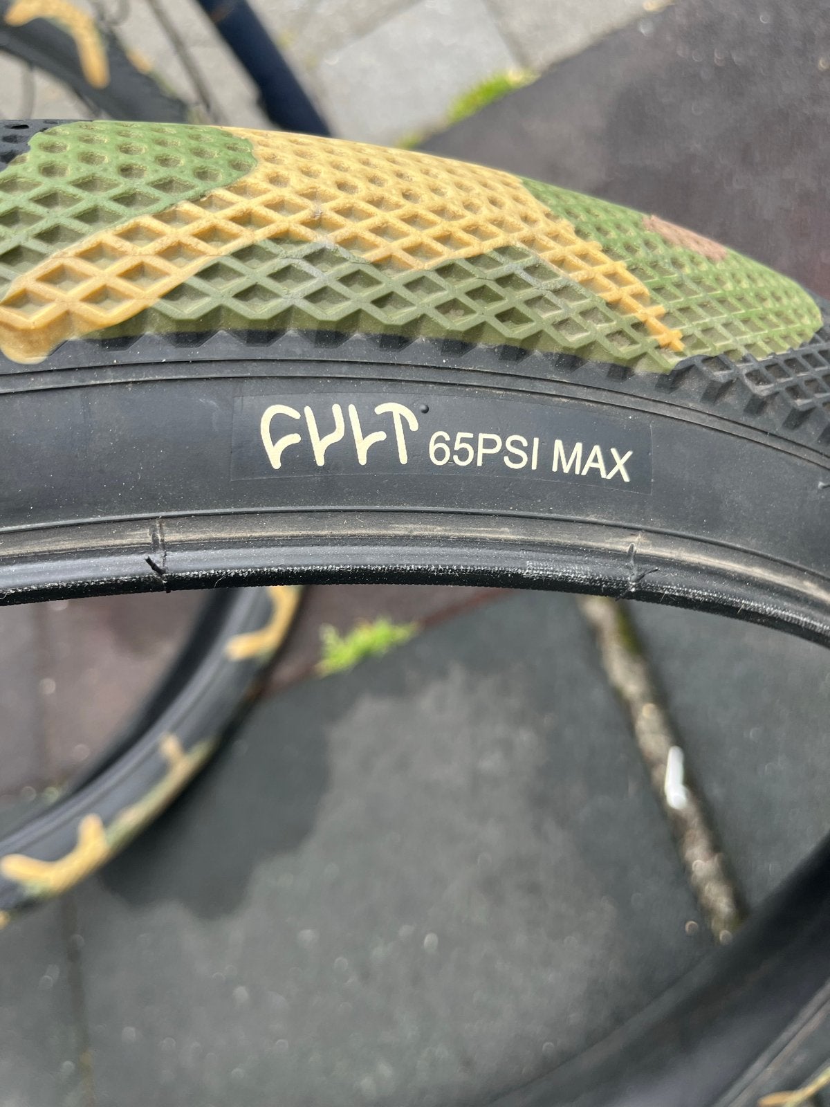 Gloednieuwe Vans banden voor dirt jumper - Camouflage, BMX, Band, Nieuw, Ophalen of Verzenden