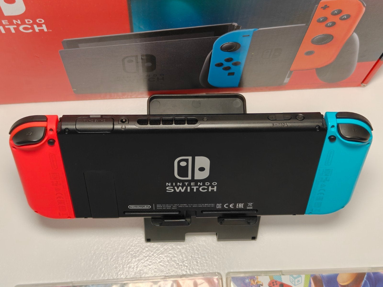 Foto 3 van Nintendo Switch V2