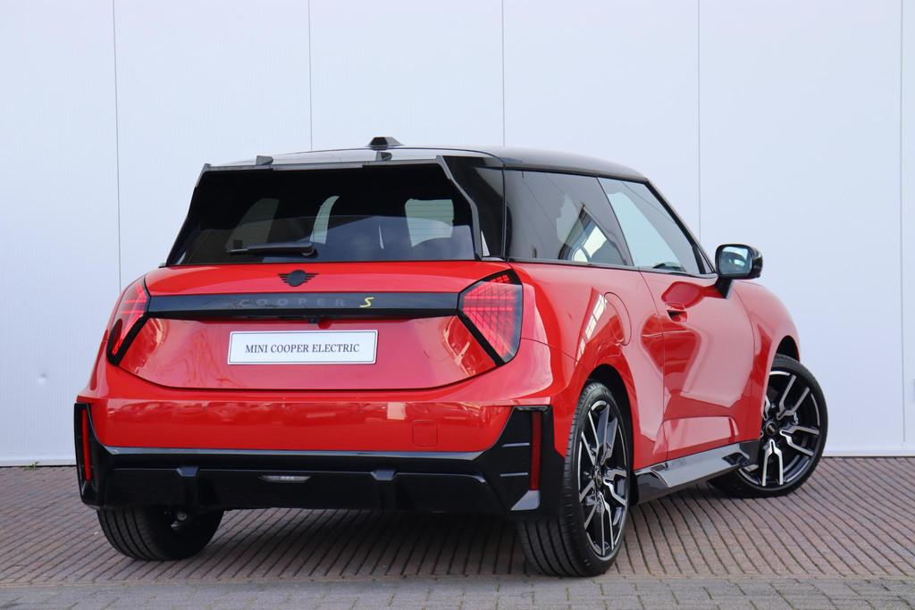 MINI Cooper SE John Cooper Works Trim | Pakket L | Panoramad, Auto's, Mini, Stof, Zwart, 4 stoelen, Mini Electric