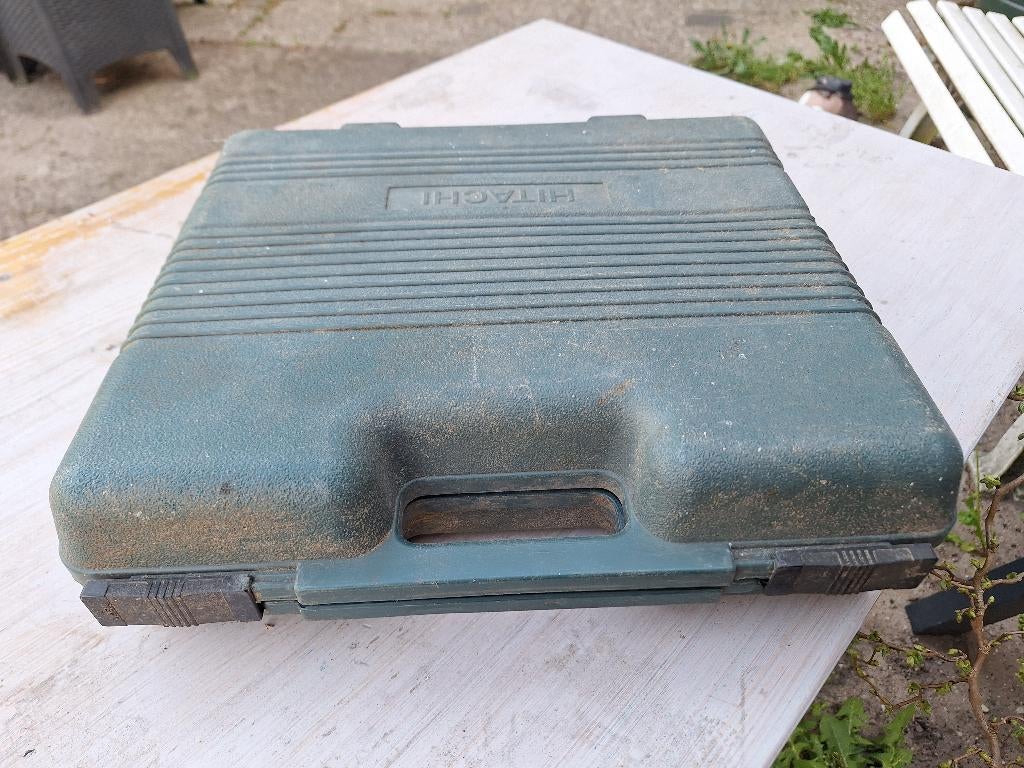 hitachi kist / koffer voor decoupeerzaag, Doe-het-zelf en Verbouw, Gereedschapskisten, Gebruikt, Ophalen of Verzenden