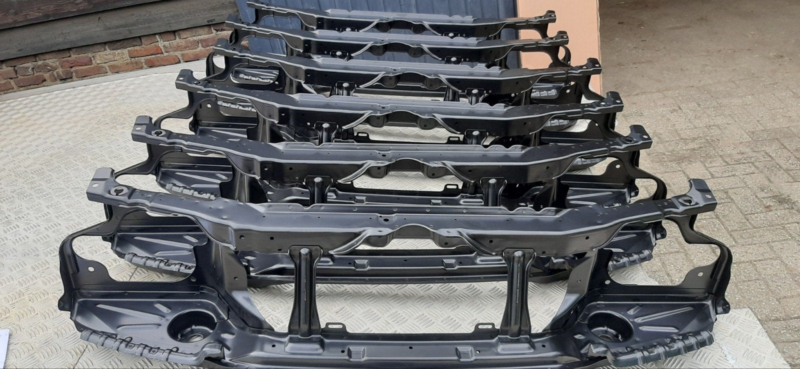 Nieuw plaatwerk Suzuki Jimny 1998-2018, Ophalen, Voor, Nieuw, Spatbord