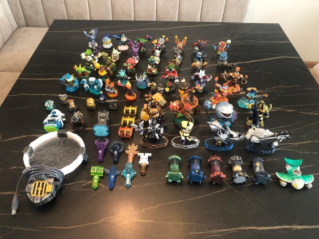 Skylanders Collectie, Gebruikt, Toys for Bob, Novato / Petaluma, Californië, Verenigde Staten, 2 spelers