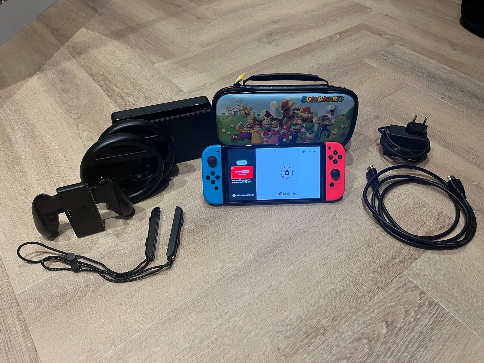 Nintendo Switch OLED - Goede staat, Ophalen of Verzenden, Zo goed als nieuw, Met 2 controllers, Switch OLED