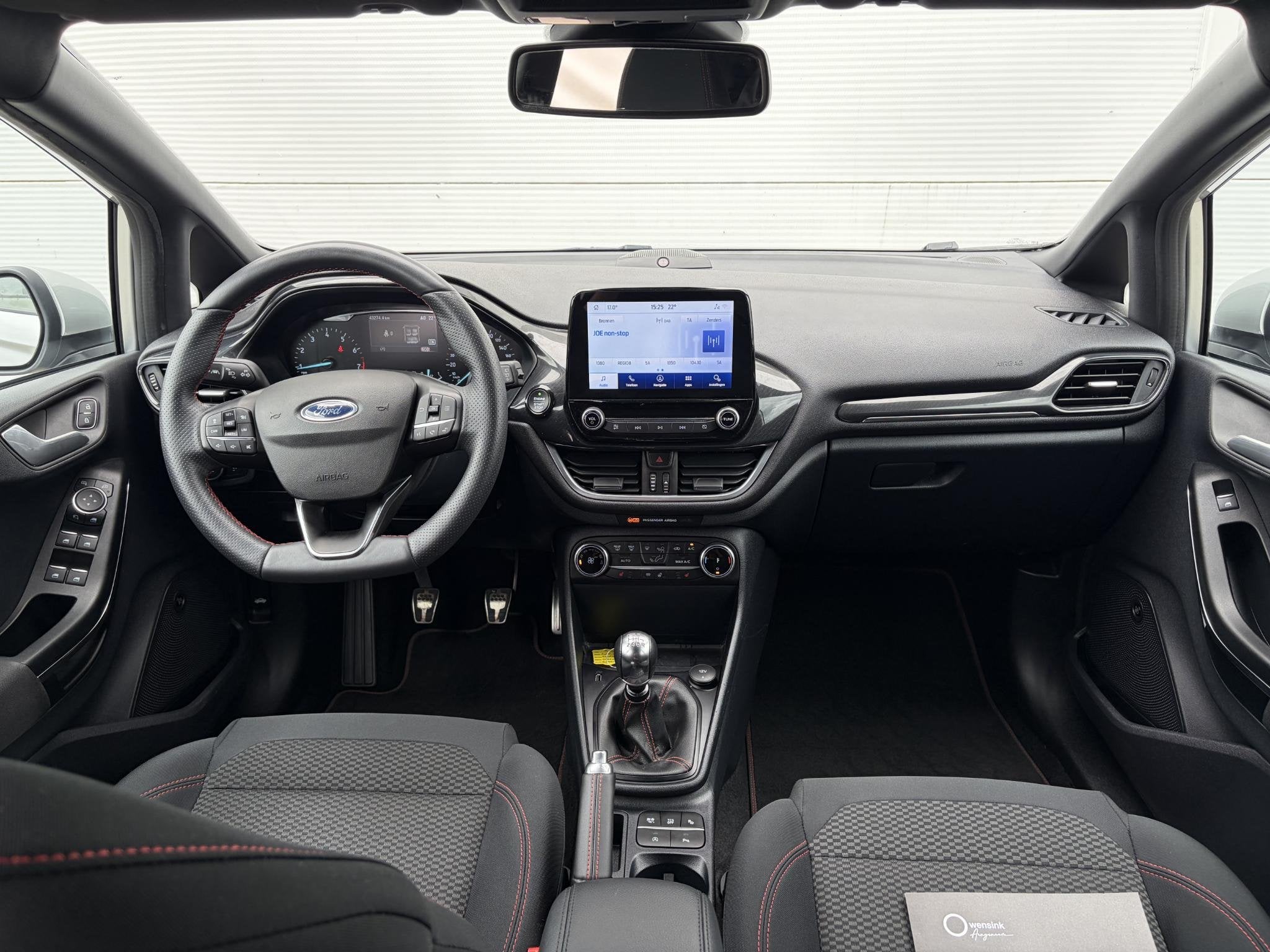Ford Fiesta 1.0 EcoBoost ST-Line X / Trekhaak ( 1000 kg ) /, Voorwielaandrijving, Stof, Euro 6, 1064 kg
