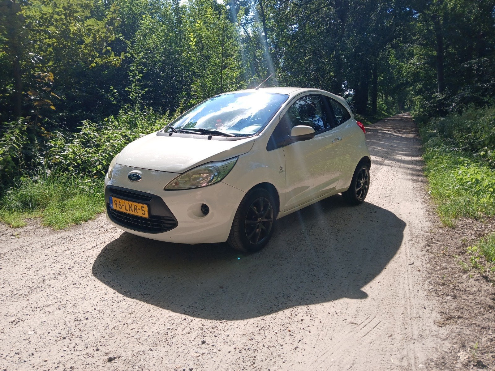 Ford Ka met Carplay 2010 Wit, Auto's, Voorwielaandrijving, Sound system, Stof, 600 kg