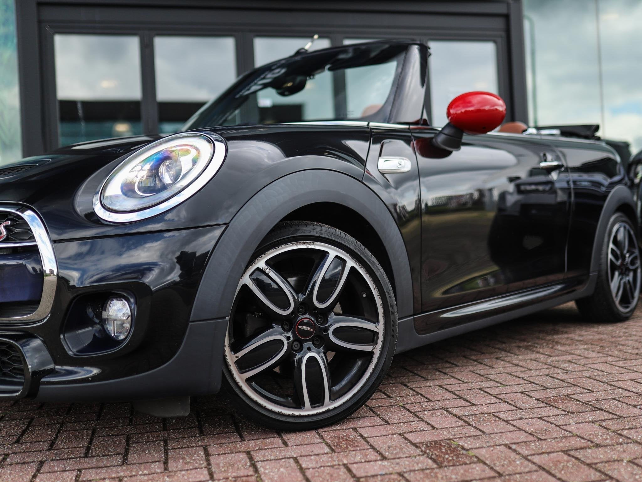 MINI Cabrio 2.0 Cooper S Chili Serious Business | JCW | Lede, Gebruikt, Euro 6, Cabriolet, 4 stoelen