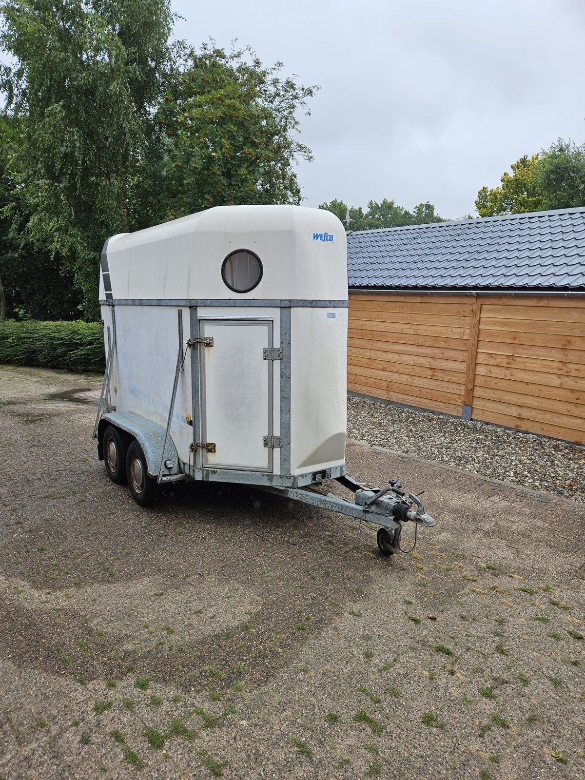 Wesco 2-paards trailer, Ophalen, Gebruikt, Hout, 2-paards trailer