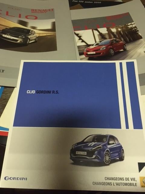 Renault Clio 1, 2, 3, 4 of 5 brochure/auto folder '91 - 21, Ophalen, Zo goed als nieuw, Renault