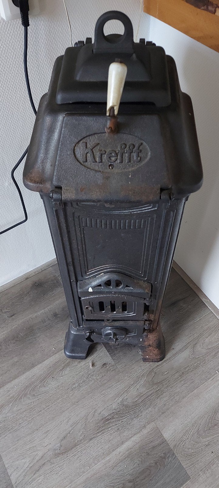Oude kachel, Ophalen, Gebruikt, Hout, Houtkachel