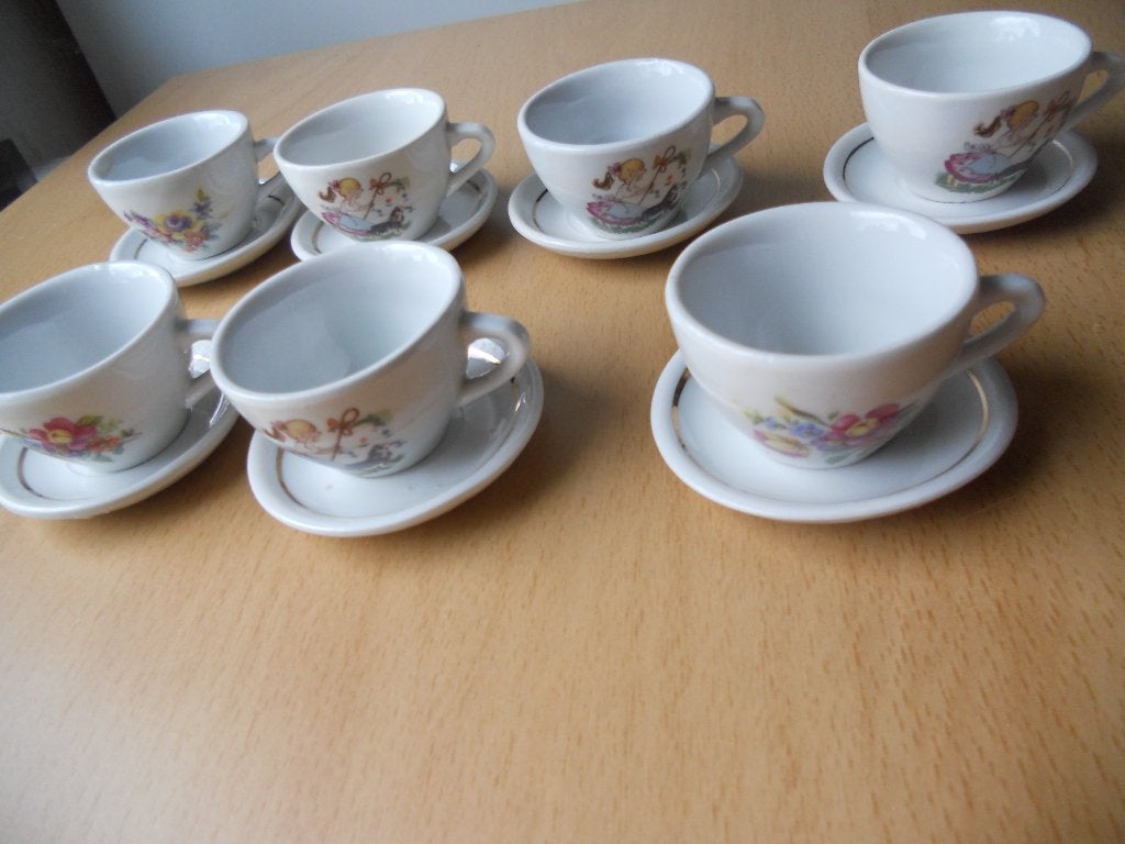 oud kinderservies, Verzamelen, Porselein, Kristal en Bestek, Ophalen, Gebruikt, Porselein, Kop en/of schotel