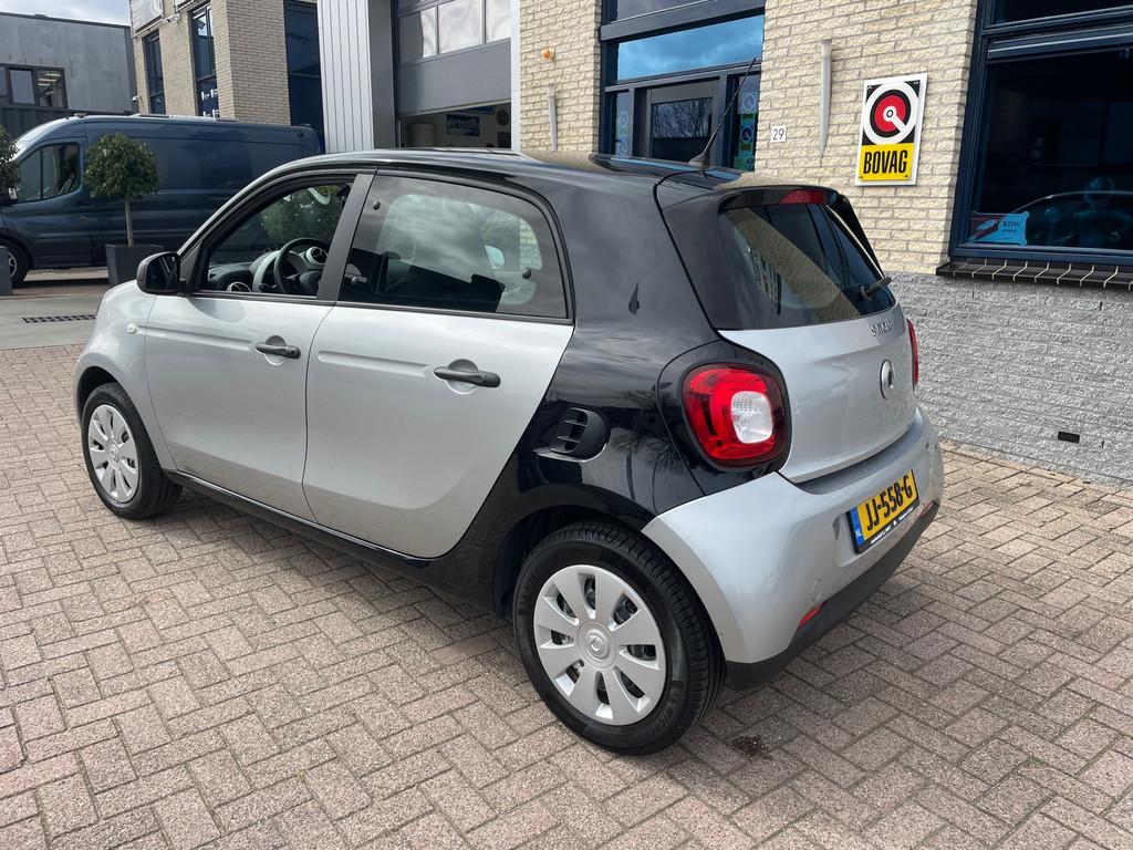 Smart Forfour 1.0 Pure- dealer onderhouden- NL auto- NAP, Auto's, Achterwielaandrijving, Gebruikt, 4 stoelen, Origineel Nederlands