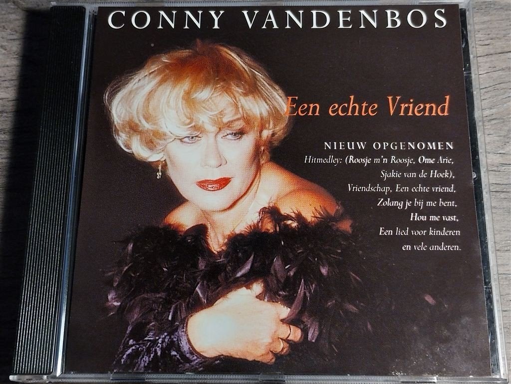 Conny Vandenbos - Een Echte Vriend, Cd's en Dvd's, Cd's | Nederlandstalig, Ophalen of Verzenden, Zo goed als nieuw, Levenslied of Smartlap