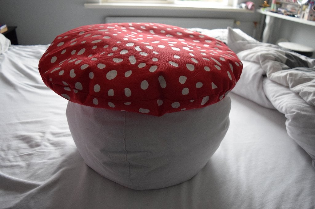 Efteling paddenstoel poef, Ophalen, Minder dan 50 cm, Gebruikt, Rond