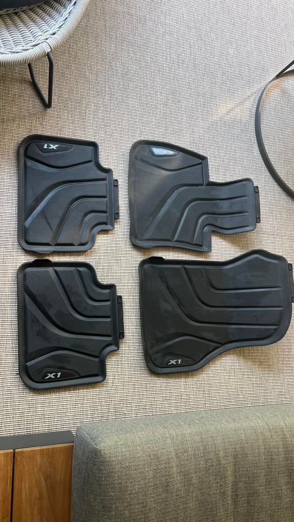 BMW X1 allweather (rubberte) matten set, Ophalen of Verzenden, Zo goed als nieuw