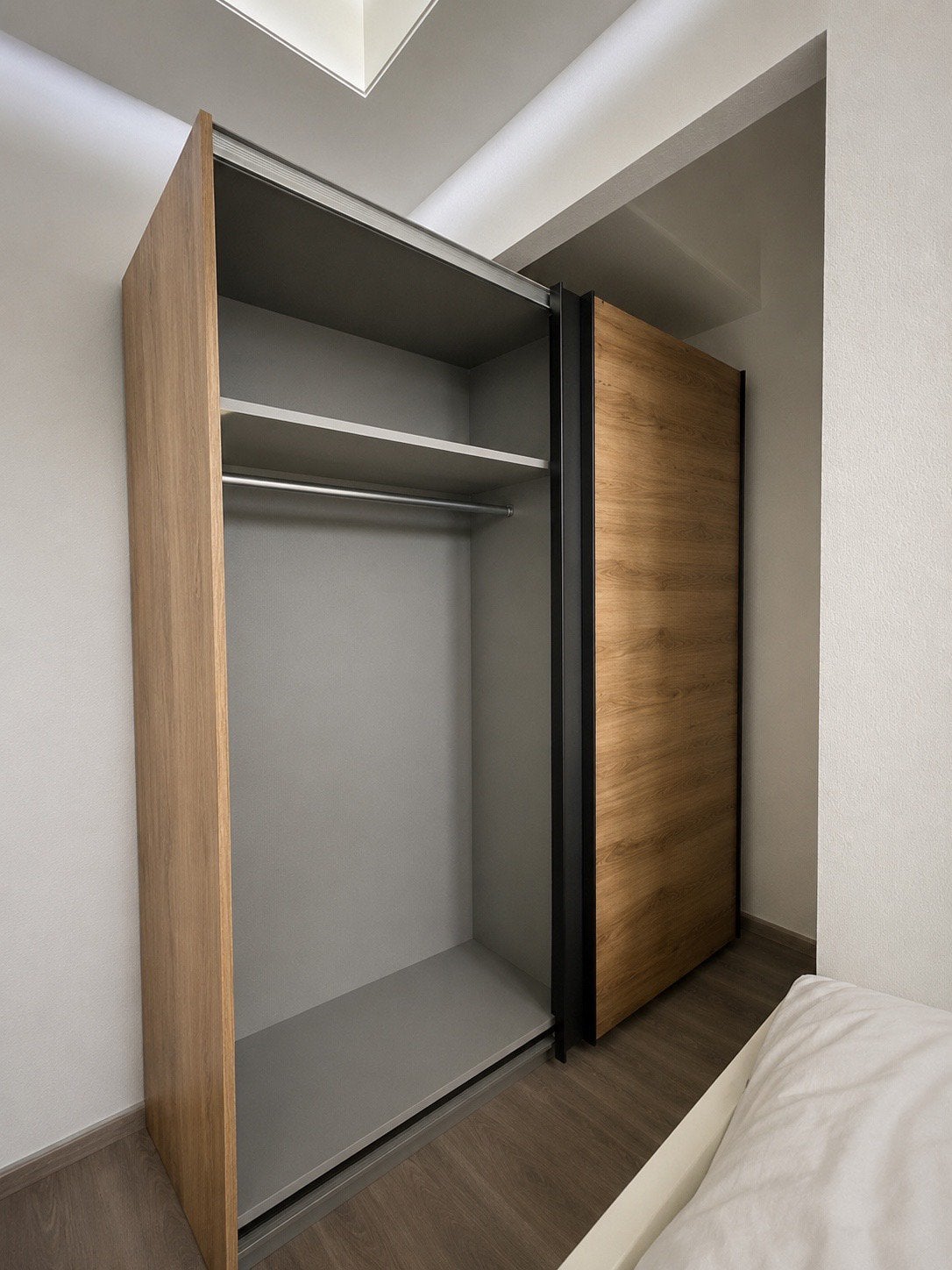 Ikea Kast 2 meter schuifdeur, Huis en Inrichting, Kasten | Kledingkasten, Ophalen, Zo goed als nieuw, 25 tot 50 cm, 200 cm of meer