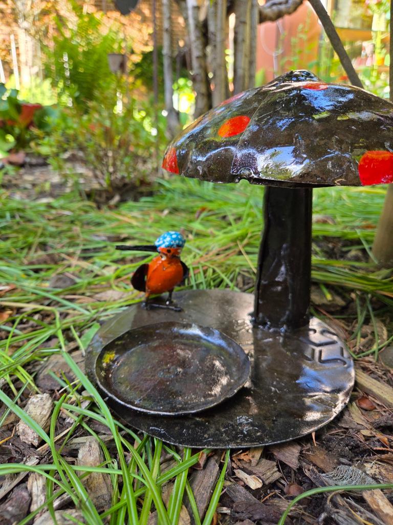 IJSVOGEL MET PADDENSTOEL VOERBAKJE - HANDGEMAAKT - FAIRTRADE, Ophalen of Verzenden, Nieuw
