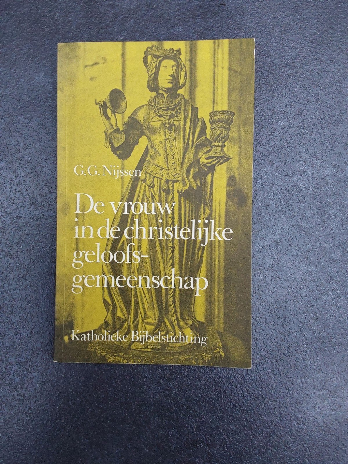 De vrouw in de christelijke geloofsgemeenschap - G.G Nijssen, Ophalen, Gelezen, G.G. Nijssen, Christendom | Katholiek
