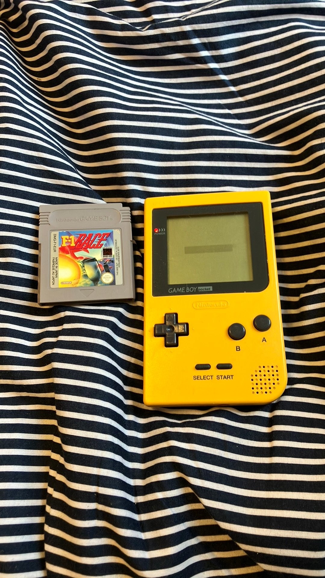 Gele gameboy pocket + spel, Ophalen, Zo goed als nieuw, Game Boy Pocket