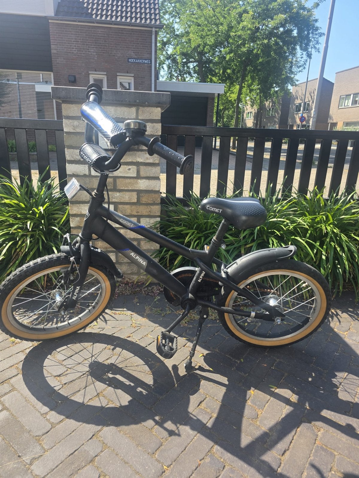 Alpina Comet kinderfiets 16 inch, Fietsen en Brommers, Fietsen | Kinderfietsjes, Ophalen, Gebruikt, Terugtraprem, Minder dan 16 inch