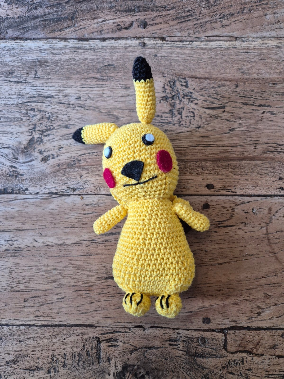 Handgemaakte gehaakte Pikachu knuffel - Nieuw, Nieuw, Ophalen of Verzenden, Pokémon, Klein (minder dan 20 cm)