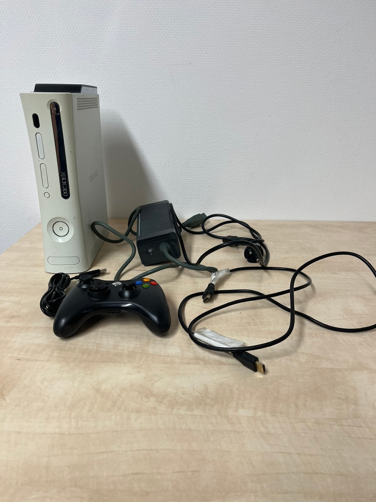 Xbox 360, Spelcomputers en Games, Ophalen of Verzenden, Zo goed als nieuw, Met 1 controller