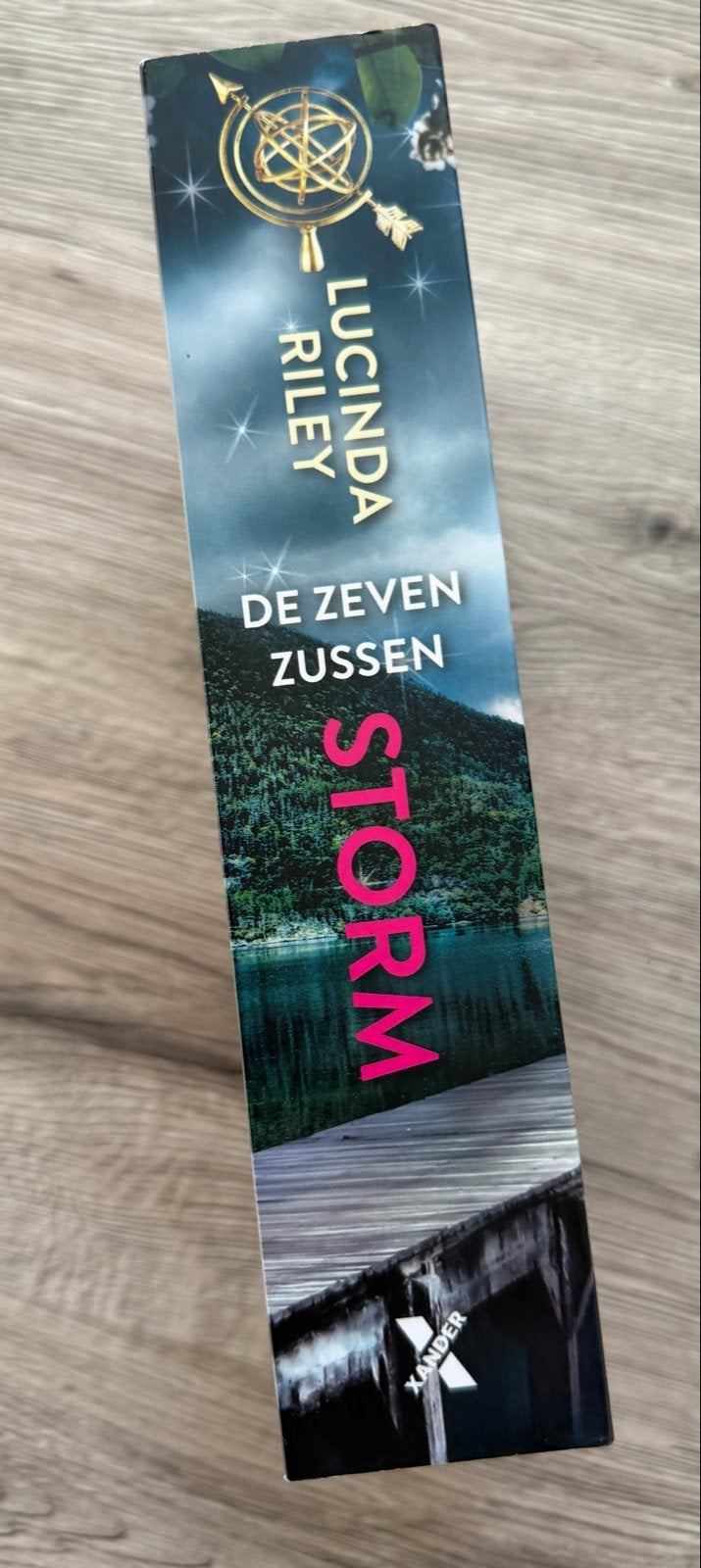De Zeven Zussen - Storm (Lucinda Riley), Boeken, Ophalen of Verzenden, Nieuw, Nederland