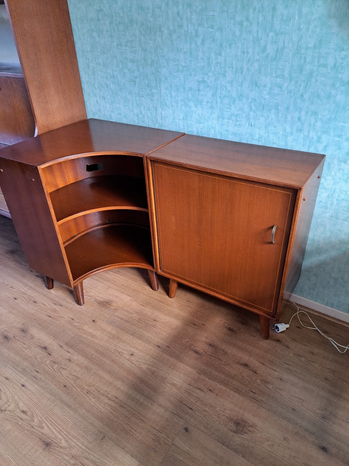 Vintage Meublova dressoir/tv-(hoek)meubel uit de jaren '60, Ophalen