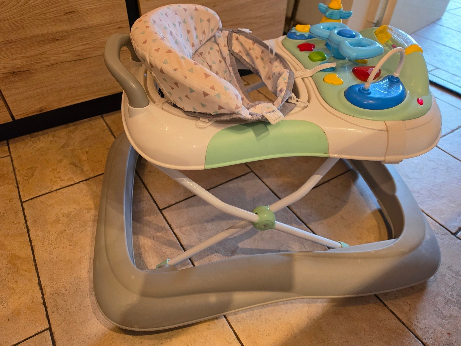 Loopstoel qute babydump, Ophalen, Gebruikt