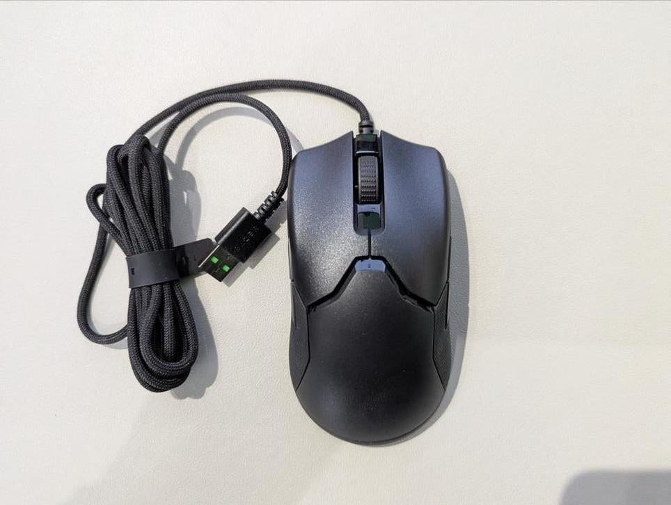 Razer Viper RZ01-0255 Gaming Muis - Bedraad, 16000 DPI, Computers en Software, Muizen, Zo goed als nieuw, Muis, Rechtshandig, Bedraad