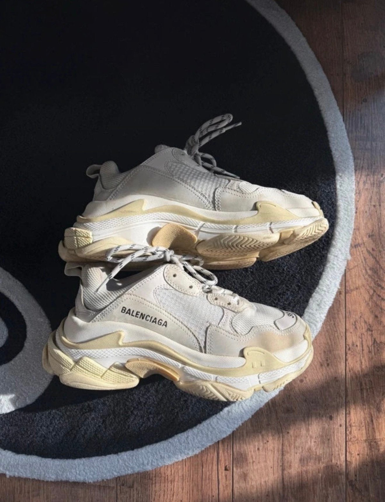 Balenciaga Triple S, Wit, Ophalen of Verzenden, Sneakers of Gympen, Zo goed als nieuw