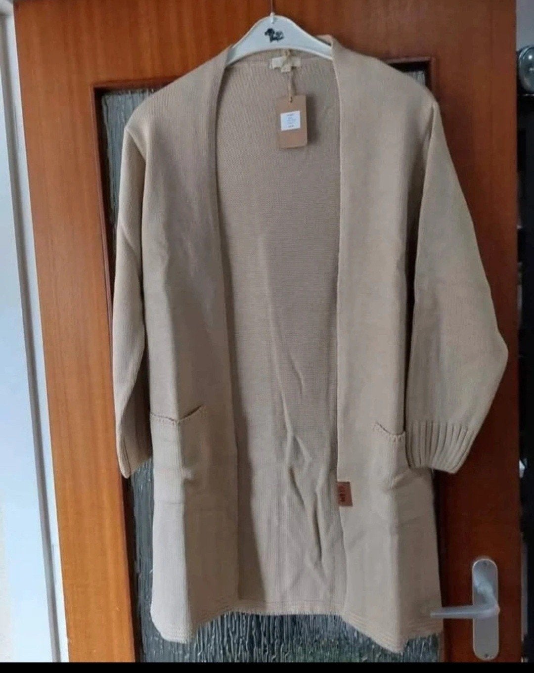 Beige gebreid vest met 2 zakken, Beige, Nieuw, Onbekend, Ophalen