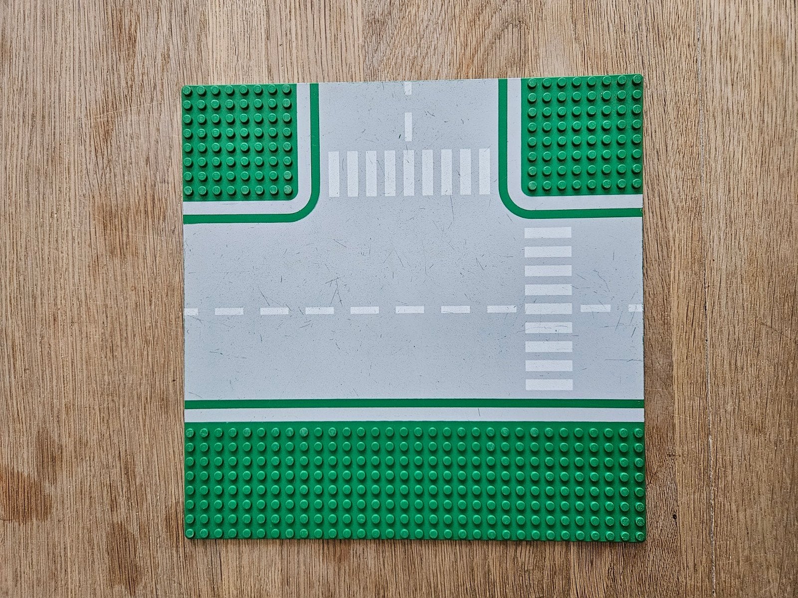 Lego Grondplaat 45675 - Kruispunt met Zebrapad, Lego, Ophalen of Verzenden, Grondplaat, City