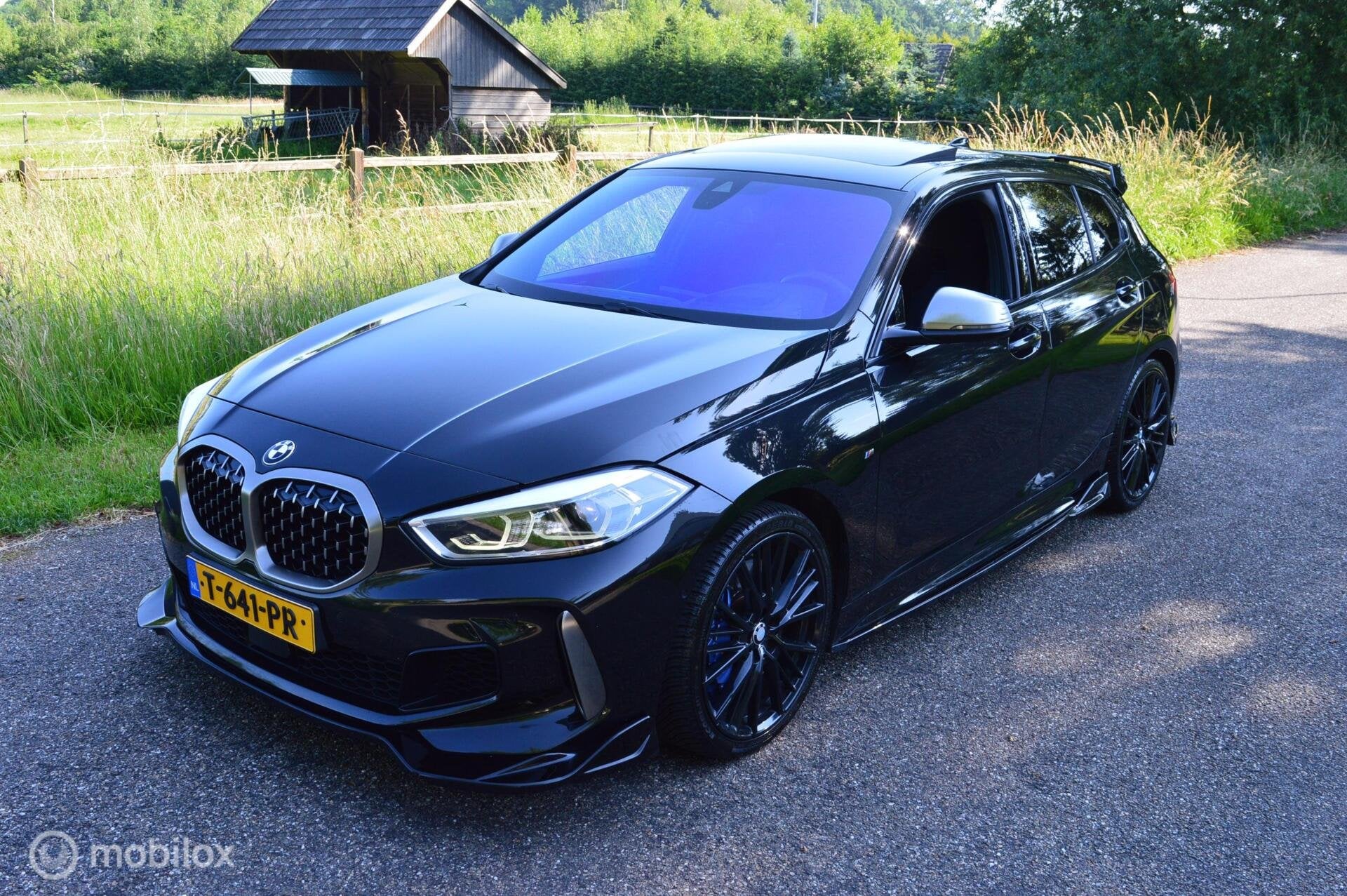 BMW 1-serie M135i xDrive ACC / HUD/ Panorama / H&K / Camera, Auto's, 1998 cc, Automatische klimaatregeling, Gebruikt, Euro 6